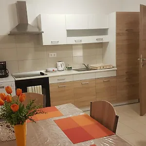 Appartamento Orange Brist, Pola